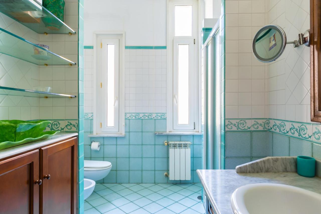 Grand Classic Apartment At San Martino By Napoliapartments Eksteriør billede