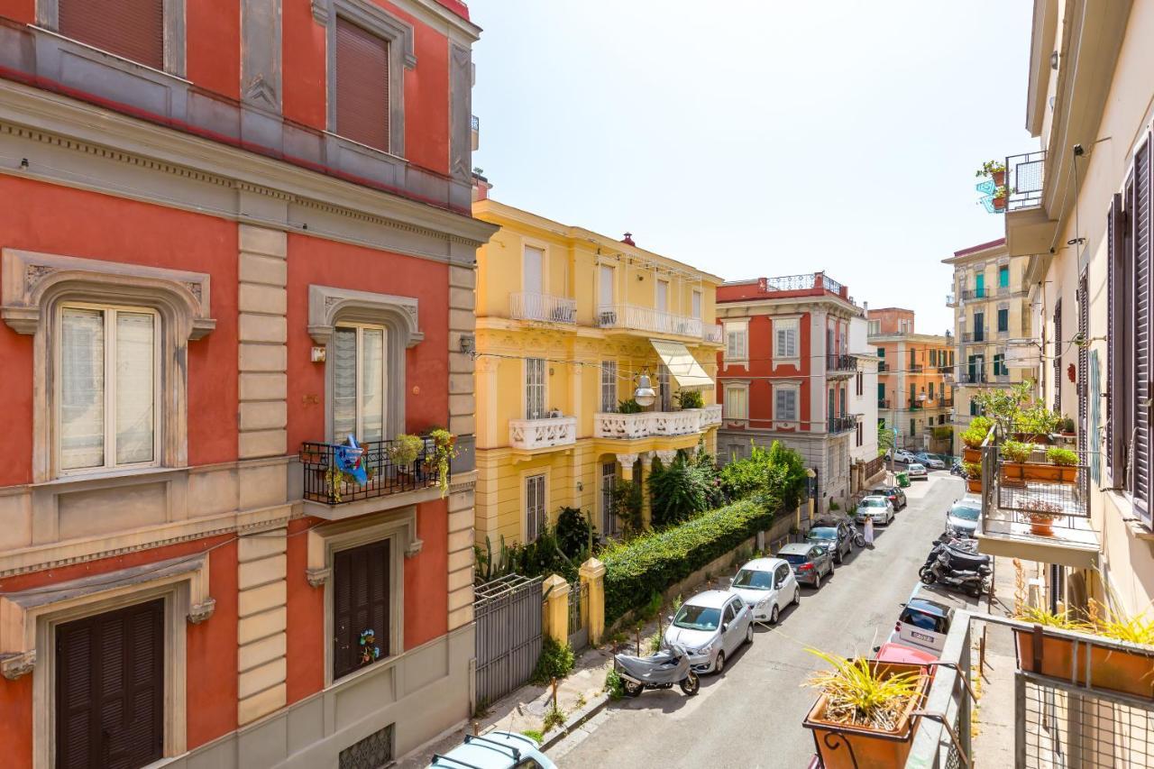 Grand Classic Apartment At San Martino By Napoliapartments Eksteriør billede