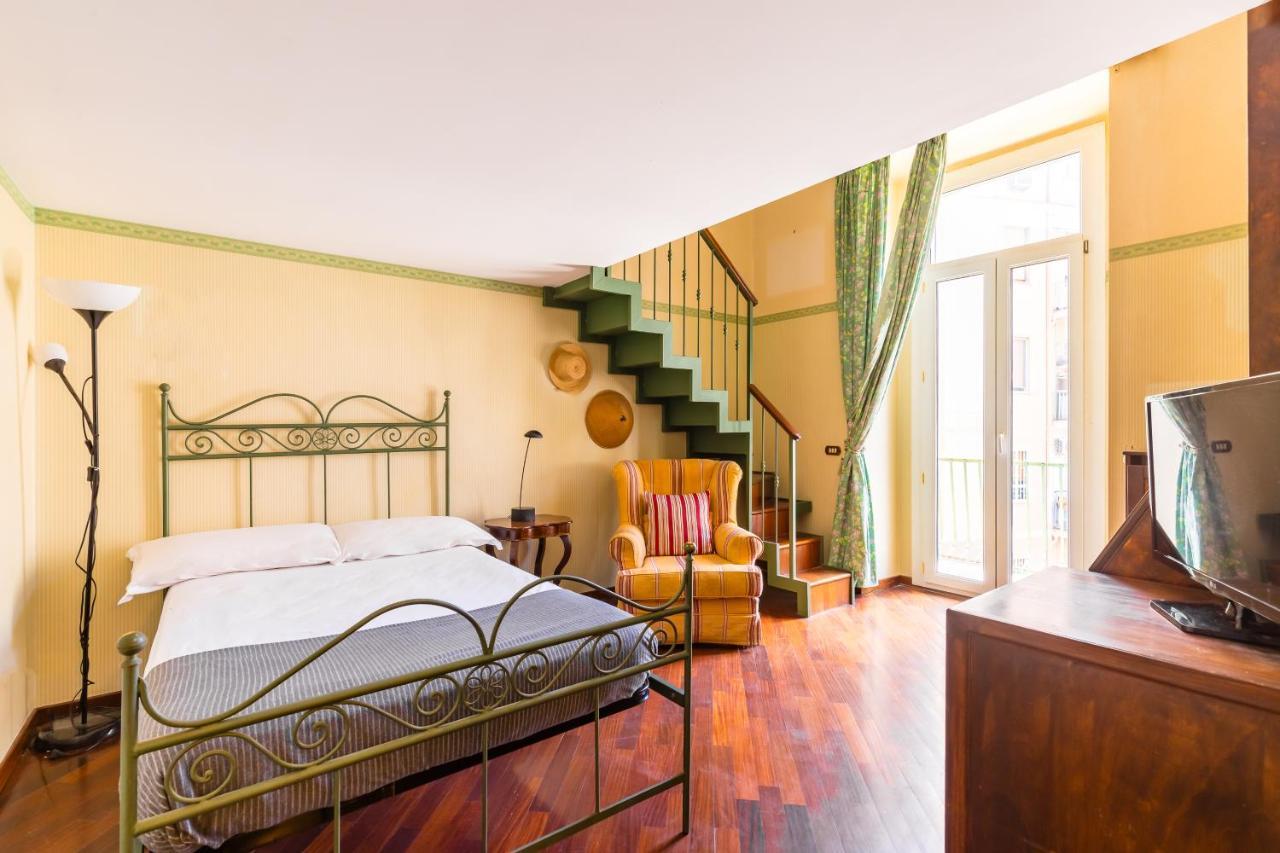 Grand Classic Apartment At San Martino By Napoliapartments Eksteriør billede